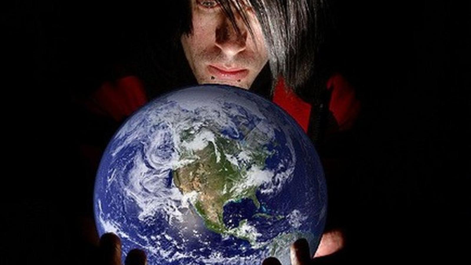 A social scientist examines the world